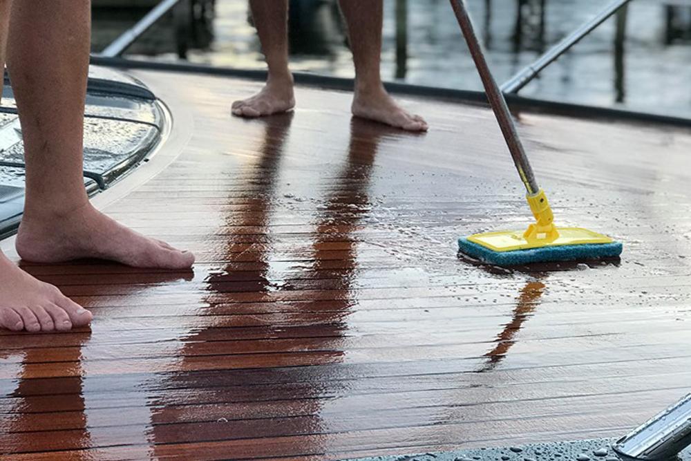 Teak restoration & cleaning